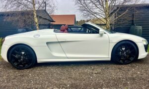 Audi R8 5.2L V10 White